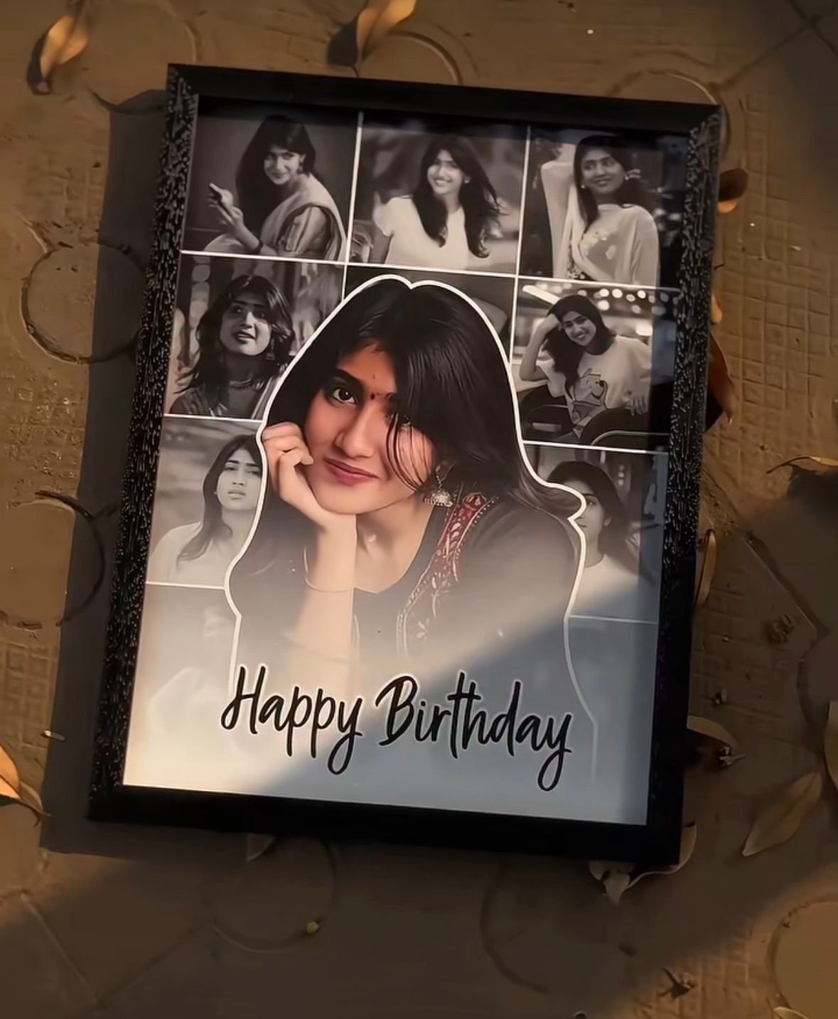 Customized Black & White Photo Frame with Main Color Photo